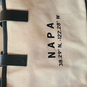 ❤️SALE❤️ NWOT  top handle bag